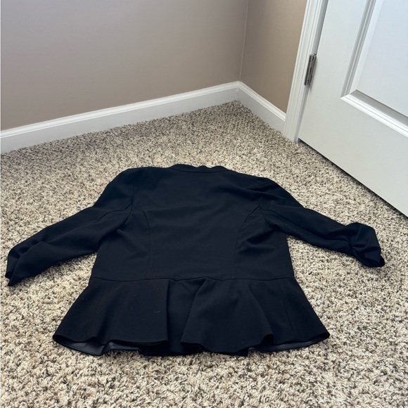 Black blazer - Picture 2 of 5